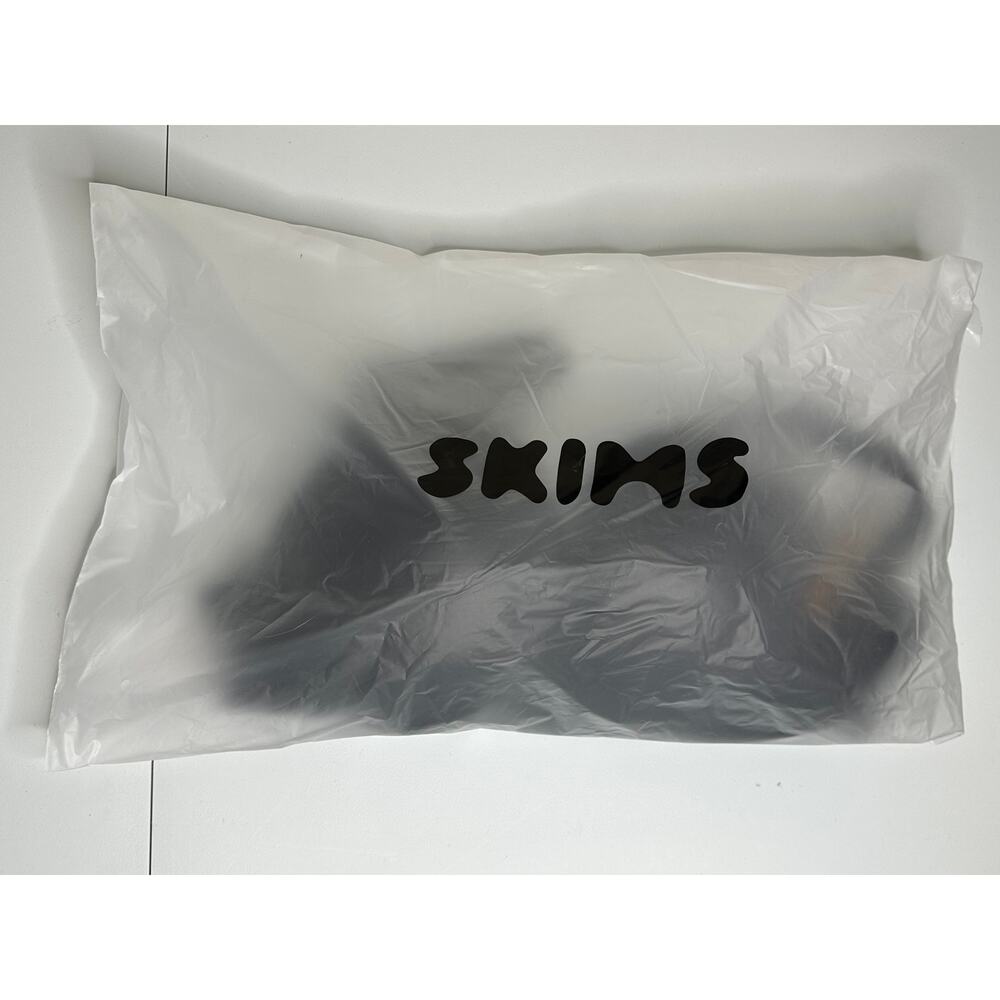 SKIMS NWT Smoothing Intimates Full Coverage Bra Onyx Black Underwire 32B Lined - Picture 5 of 9